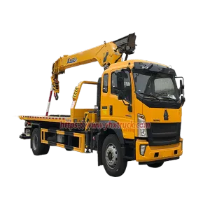 SINOTRUK HOWO 4&times;2 Wrecker Truck With Hydraulic Crane