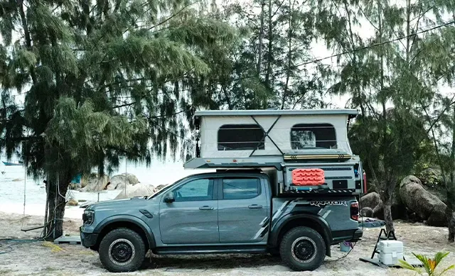 Pop top truck camper