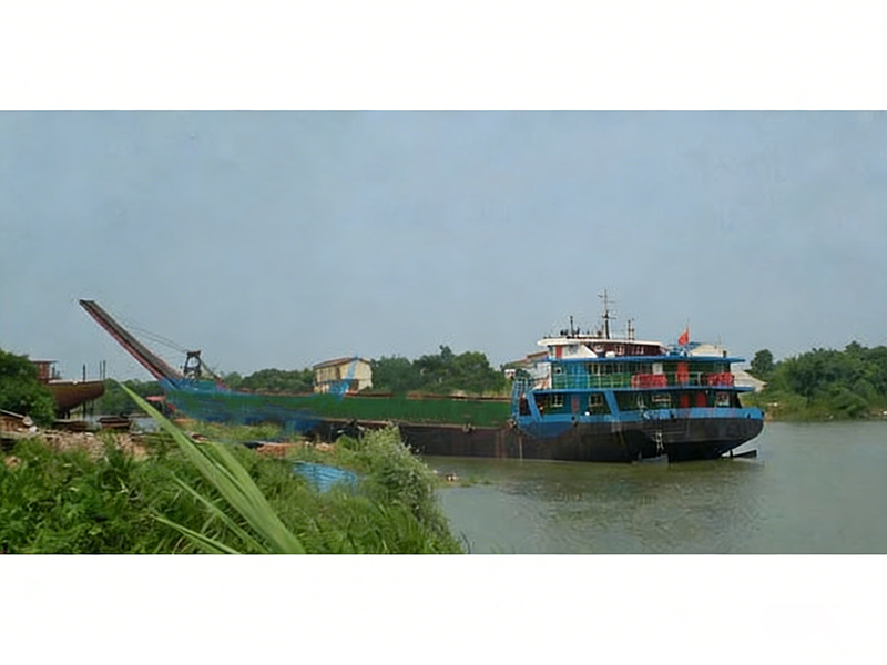 3500Tons Self-unloading Sand Barge 