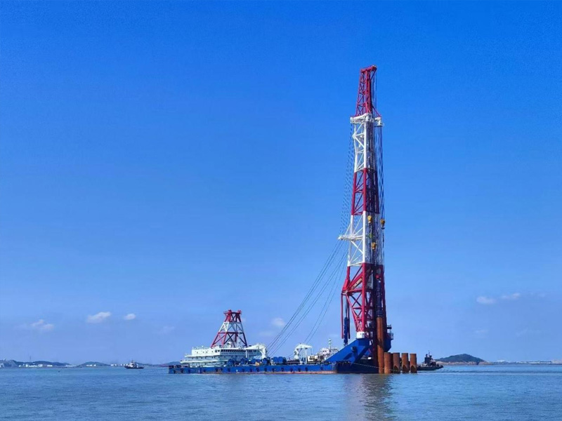 Pile Driving Barge  | 110-meter Class Pile Frame 
