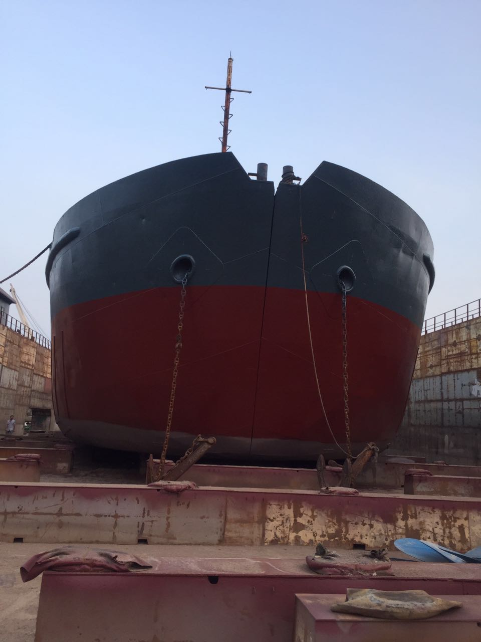 1500m&sup3; Split Hopper Barge