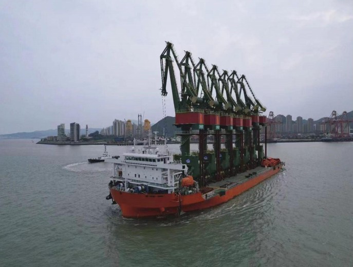 156m Self-Propelled Deck Transportation Vessel