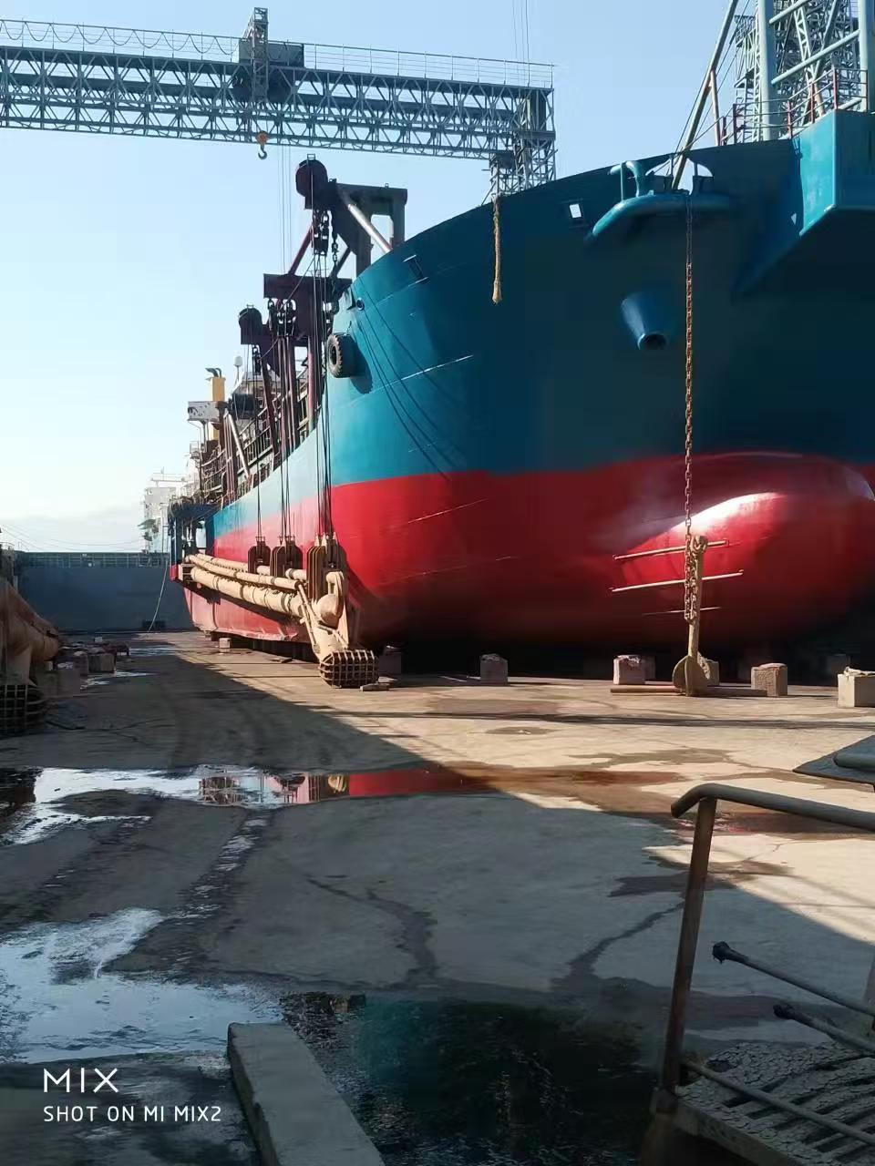 7000 Tons 3 in 1 Sand Dredger