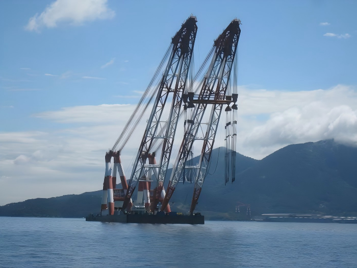 3600 Tons Floating Crane