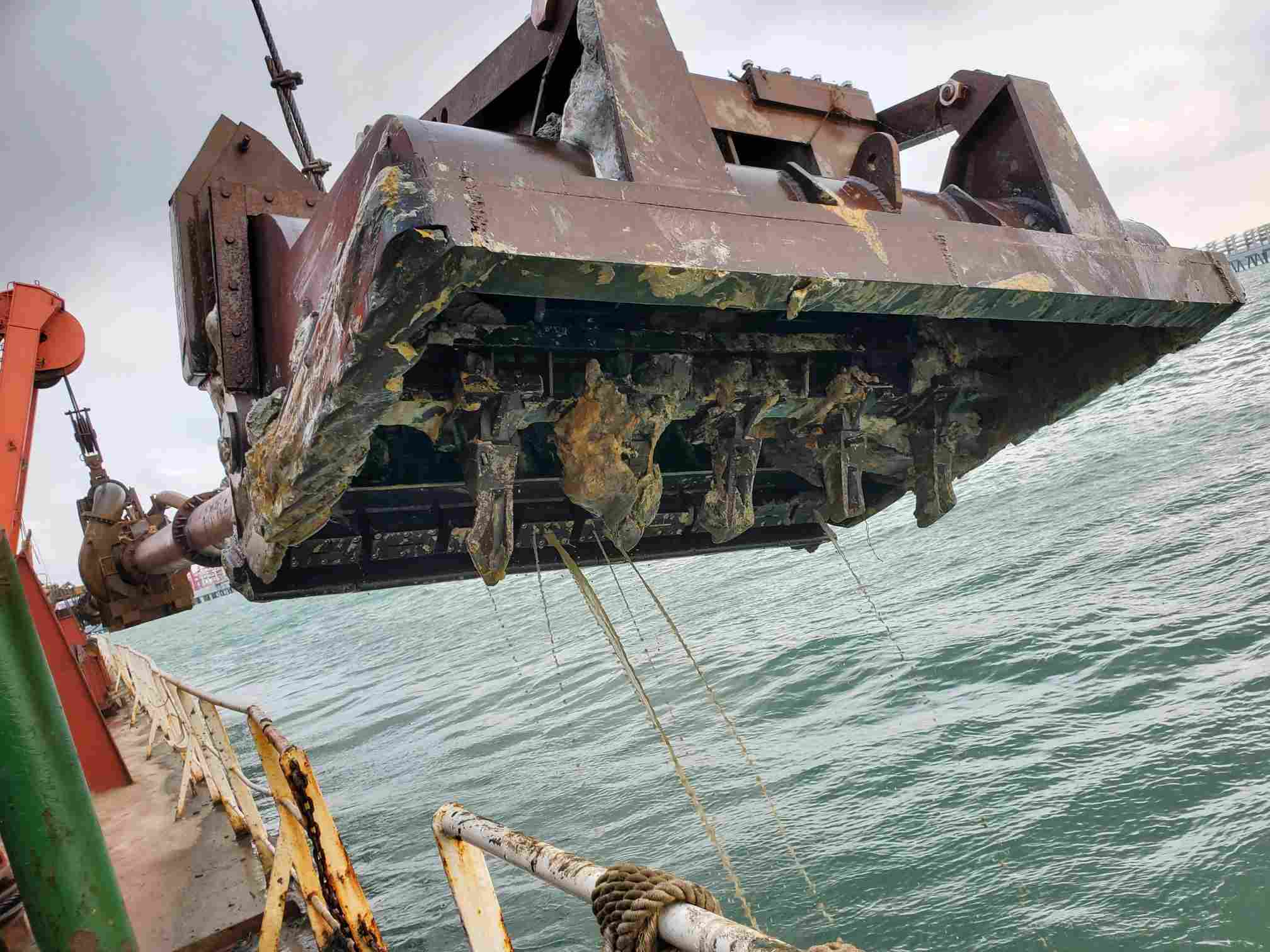 dredge-head-4600m3-tshd(1).jpg