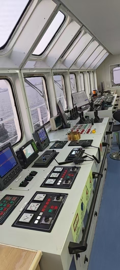 control-panel-piling-barge.jpg
