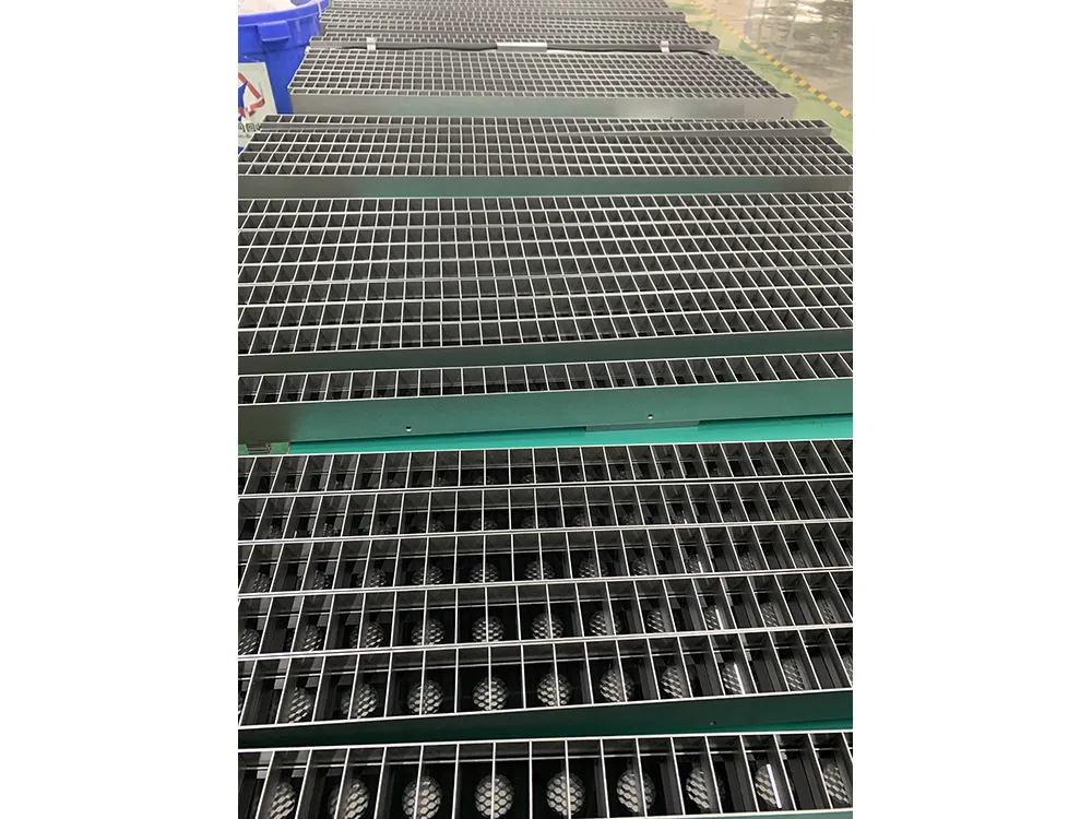 DMX512 RGBW Wall Washers Production