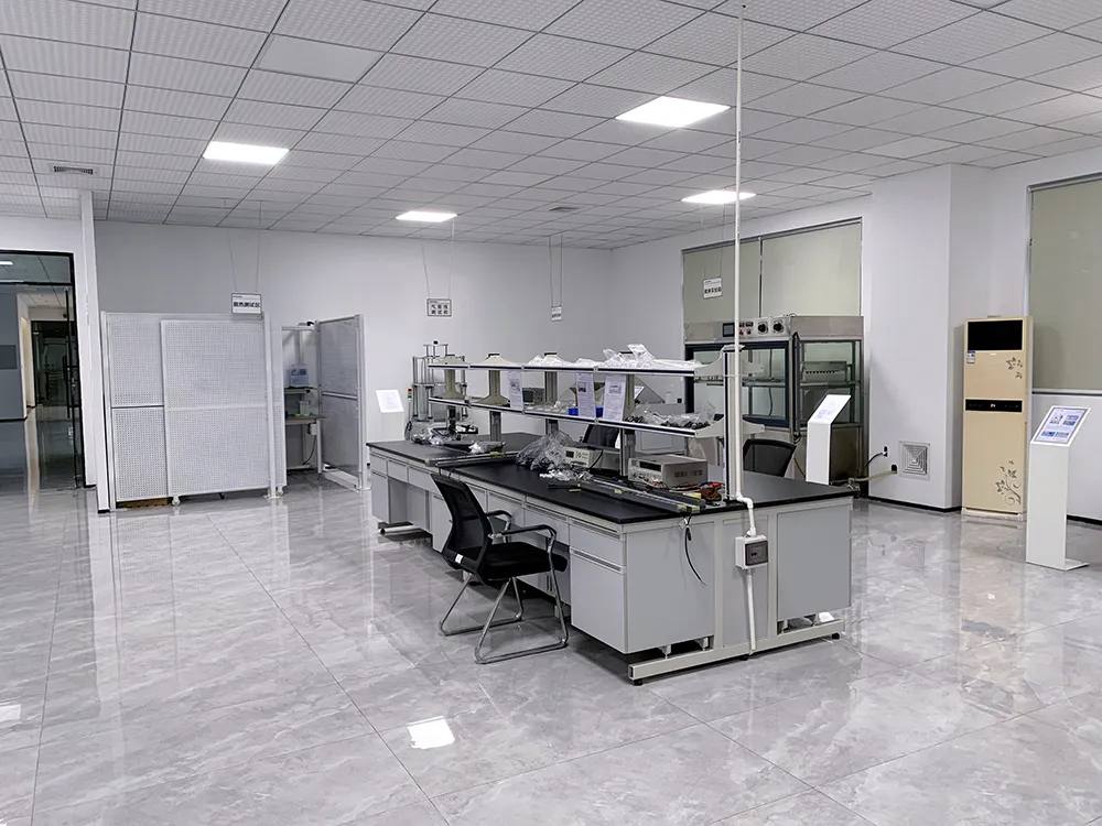Optical R & D Test Bench