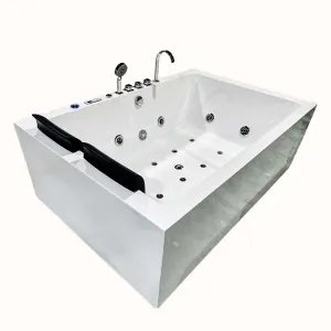 Smart Temperature Control Bathtub with Digital Panel
