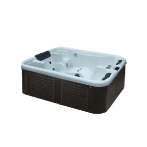Energy Efficient Outdoor Spa with Insulated Heating and Smart Control