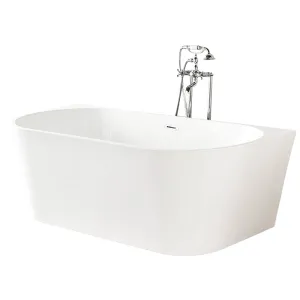 Modern Bathtub with Freestanding Design