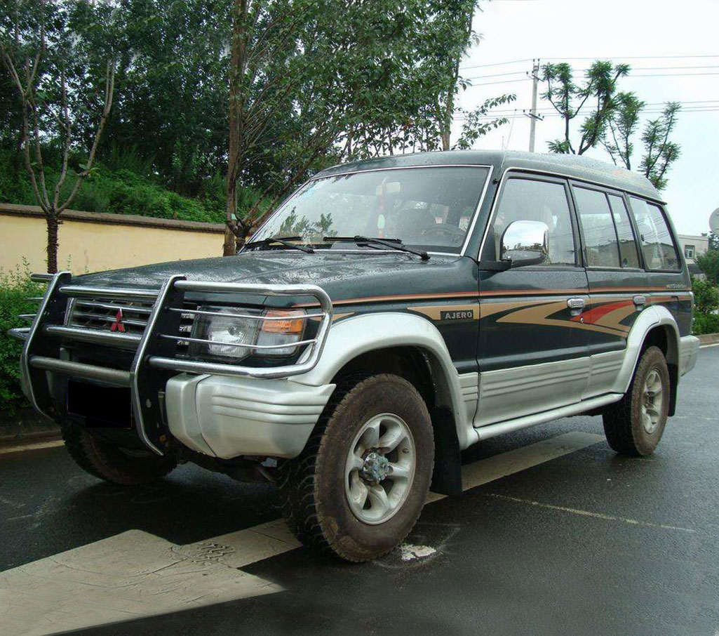 Mitsubishi PAJERO V31 Auto Body Parts