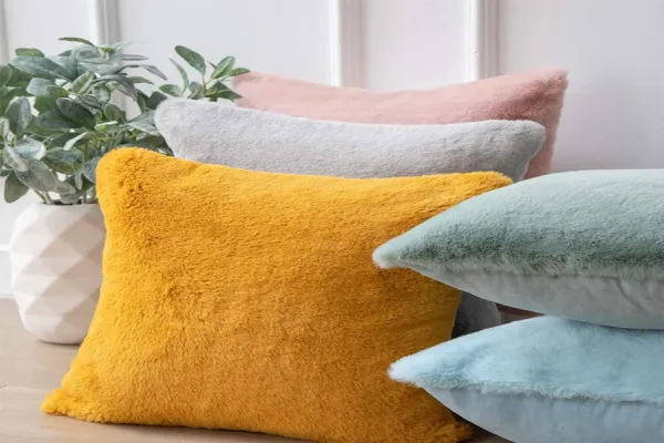 Soft Faux Rabbit Fur Pillowcase with Zipper 