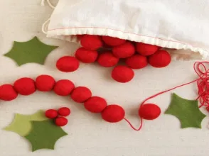 The most popular Christmas Decoration handmade felt balls 