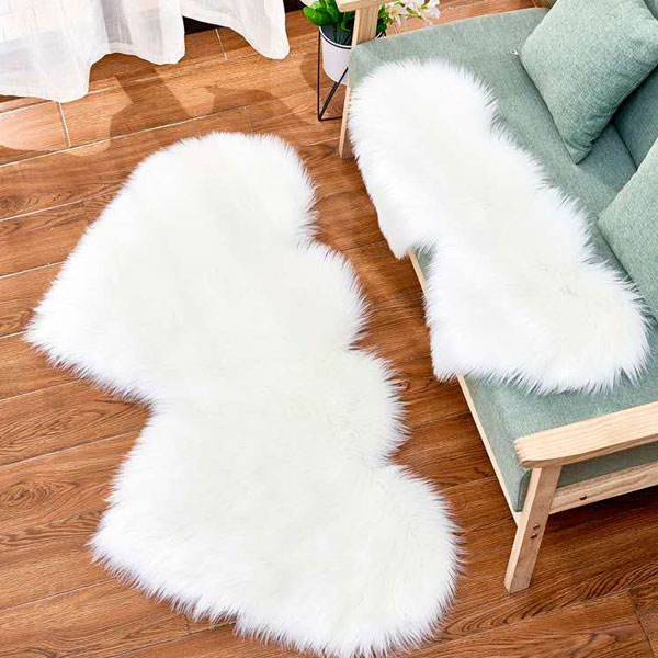 Features of faux fur rug