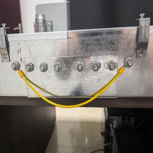 Types of fixed cable tray connections