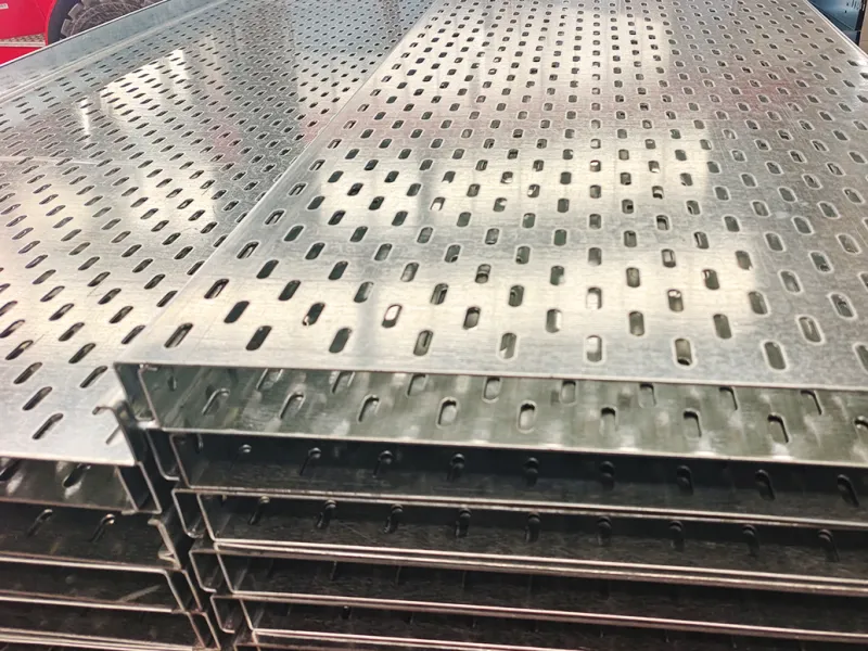 Types of galvanized sheet cable trays
