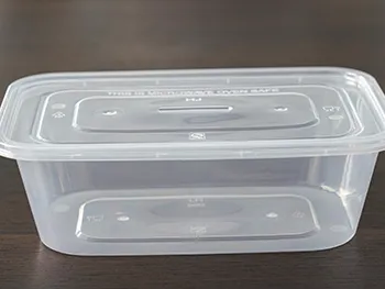 Envase rectangular desechable de pl&aacute;stico transparente y reforzado 1500 