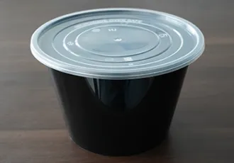 Cubo redondo desechable de pl&aacute;stico negro reforzado 2000 