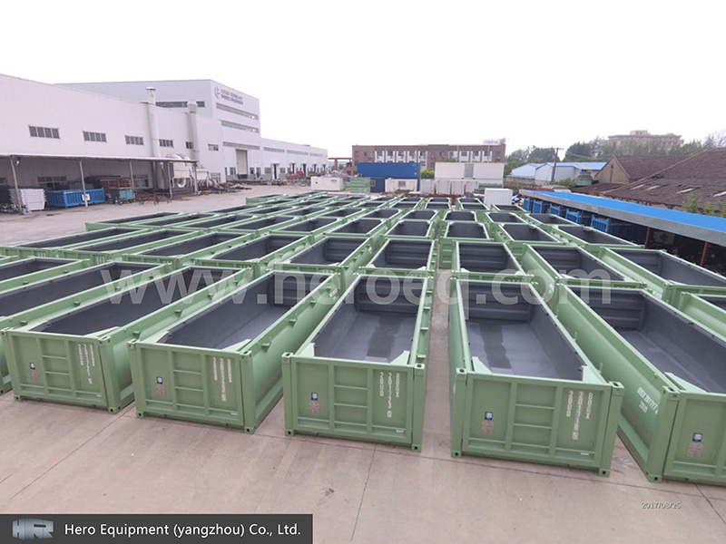 What are the key advantages of using grain containers for storage and transport?