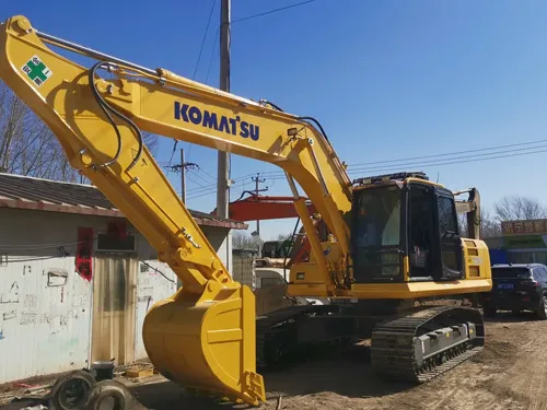 Used Komatsu PC220 Medium Tracked Hydraulic Excavator