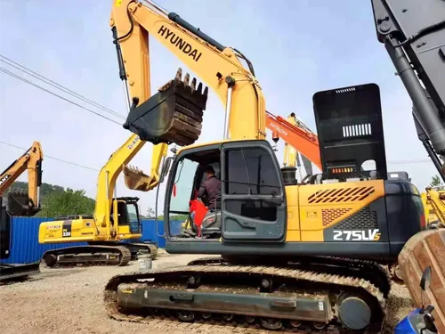 Used Hyundai 275 excavator with ample power and smooth operation