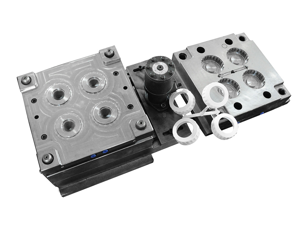 قالب تركيب الأنابيب صمام الجوز البلاستيكية