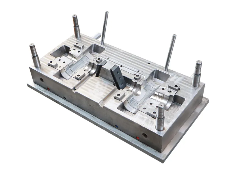 PVC T-shirt med støbeform til dørrør