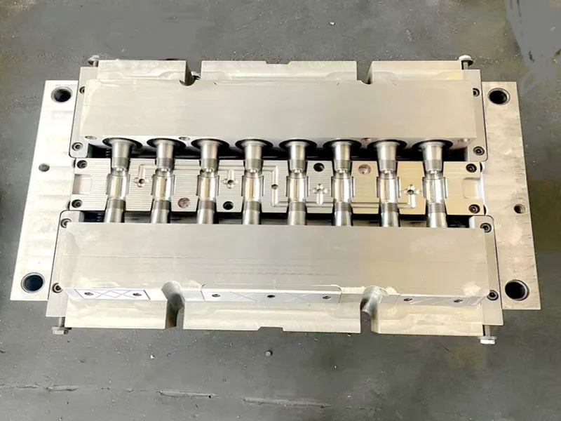 UPVC 32 მმ სოკეტის მილების ფიტინგი