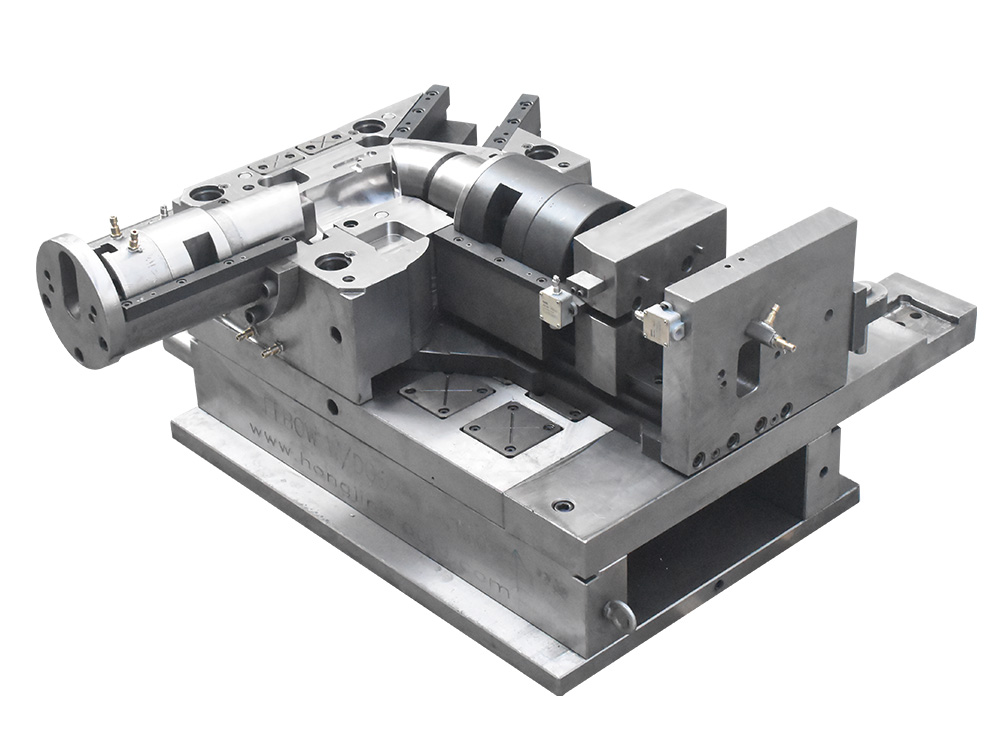 Collapsible Elbow Pipe Fitting Mould