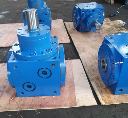 T-type right angle gearbox