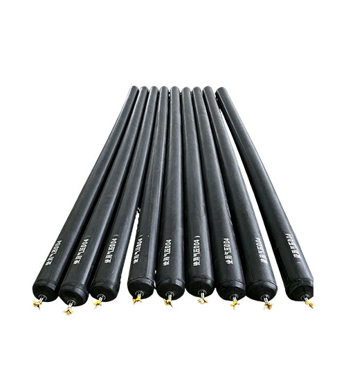Inflatable rubber inner mold/mandrel.jpg