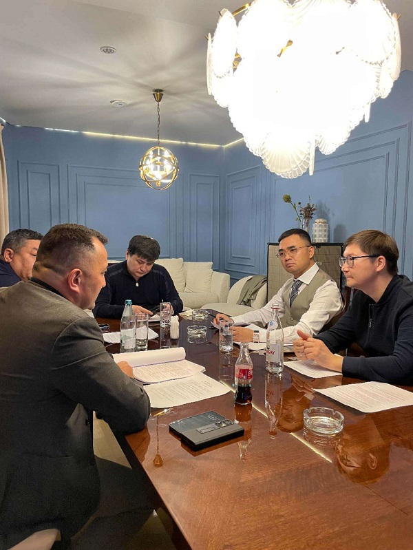 HYD Group Holds First Shareholders' Meeting, Positioning itself as a Central Asian Power Hub and Accelerating Global Power Grid Development!