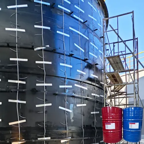 Wear-resistant and weather-resistant spray polyurea protective film