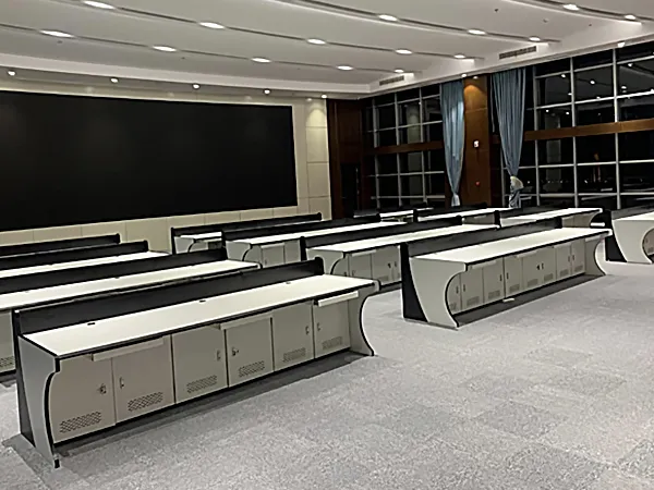 Equipment monitoring console