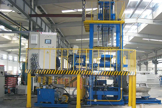 M&aacute;quina de fundici&oacute;n a baja presi&oacute;n protegida por seguridad