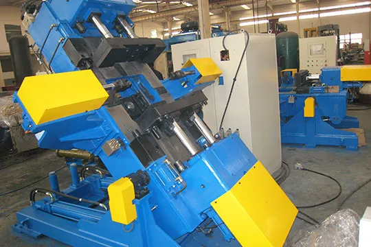 M&aacute;quina de fundici&oacute;n por gravedad basculante J33 de alta velocidad