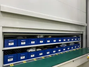 Intelligence Vertical Storage Carousel With Shelves