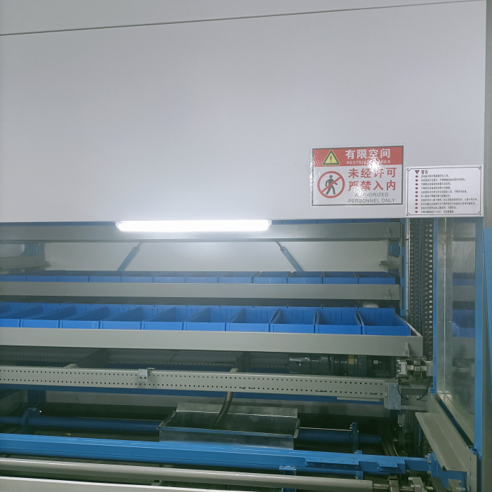  Intelligent Selective Lift Storage