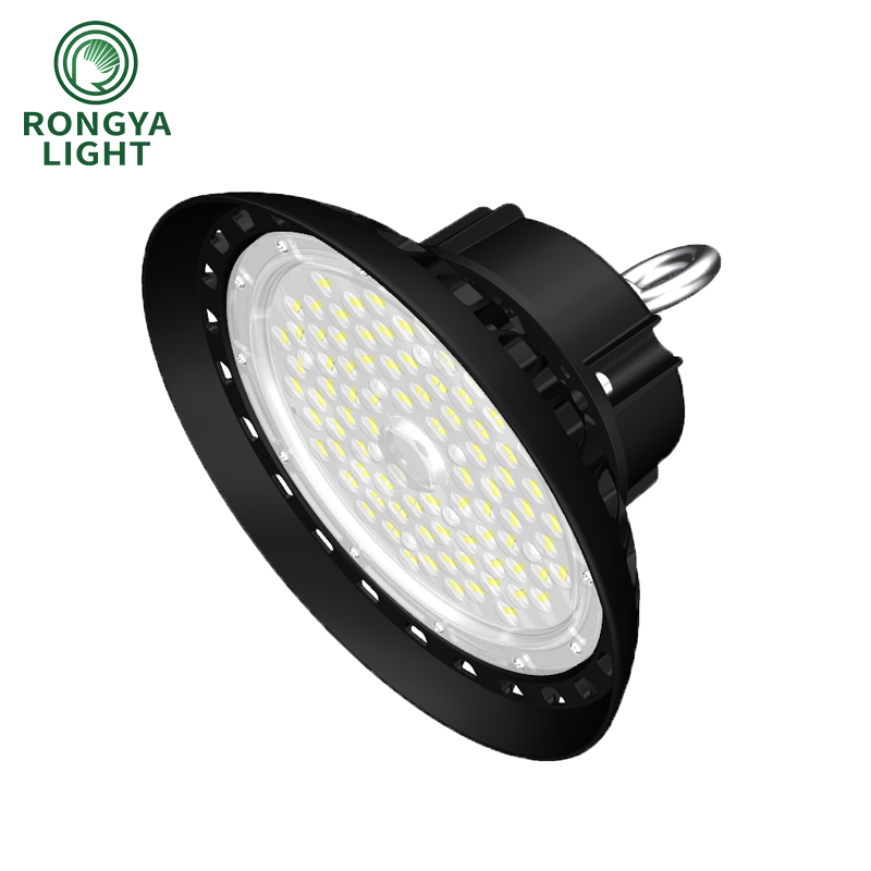 Luminaires industriels d'entrep&ocirc;t &agrave; LED UFO pour un &eacute;clairage rentable