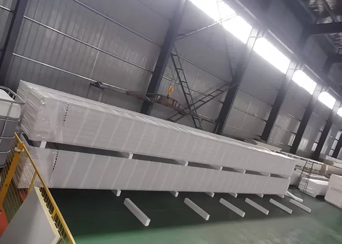 Flame retardant thermal insulation aluminum tile