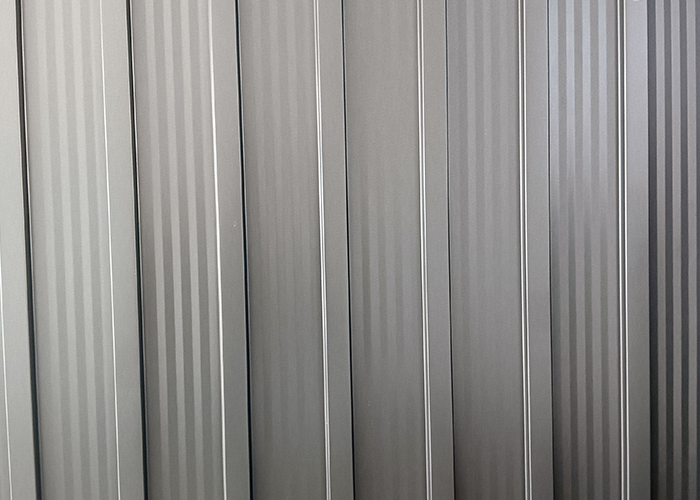 Low-e thermal insulation aluminum tiles