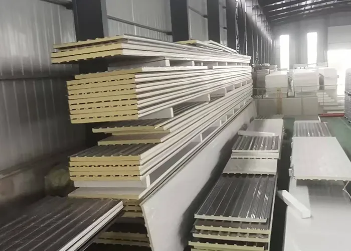 Low-energy heat-insulating aluminum roofing sheets