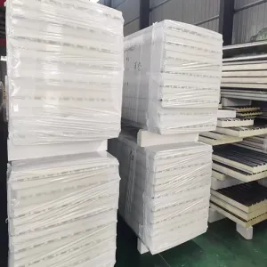 Highly reflective aluminum tiles