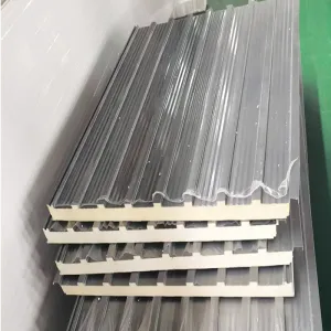 Baldosas de aluminio aislantes residenciales que ahorran energía.