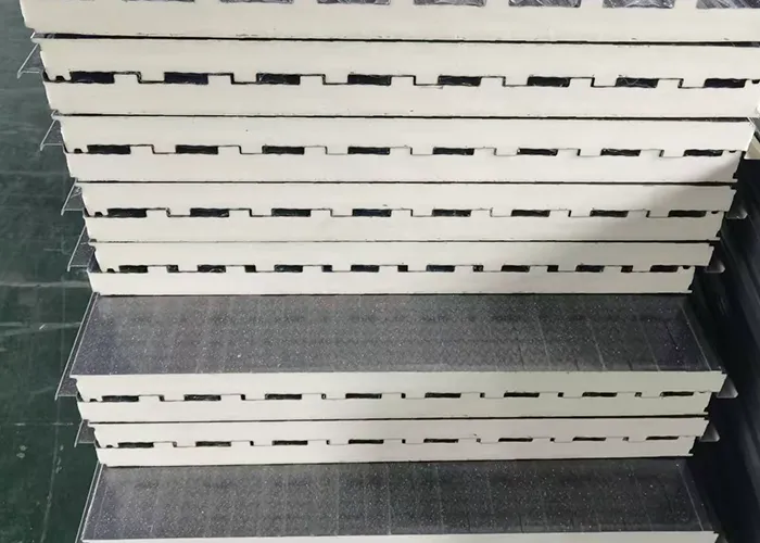 بلاط ألومنيوم خفيف الوزن وموفر للطاقة