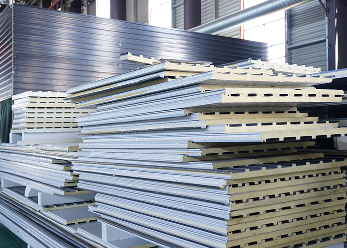 Thermal insulation aluminum tiles