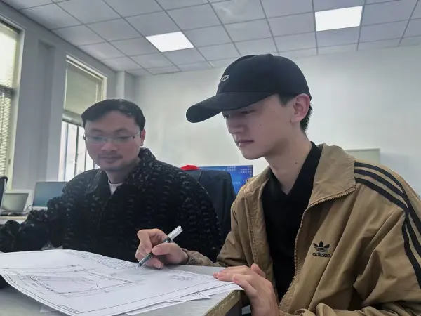 工艺新一代|王锐：图纸是冰冷的，但设计一定要有温度。