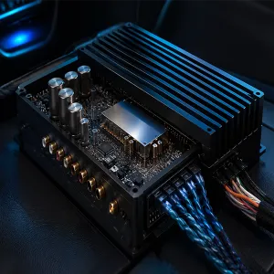 In-car DSP amplifier equipment