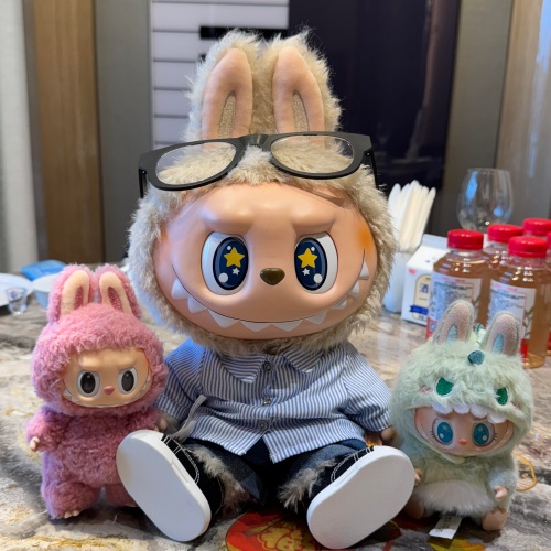 Genuine Labubu Hangable Collectible Figurines QR code verification Europe warehouse